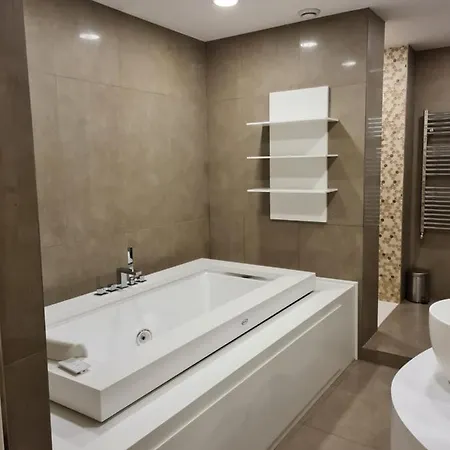 Incantevole Con Jacuzzi Apartament Rzym
