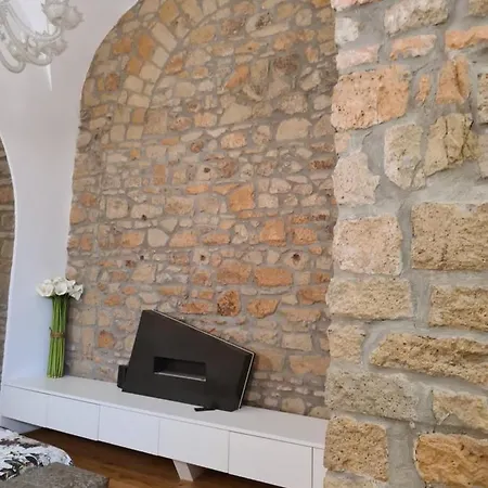 Incantevole Con Jacuzzi Lejlighed